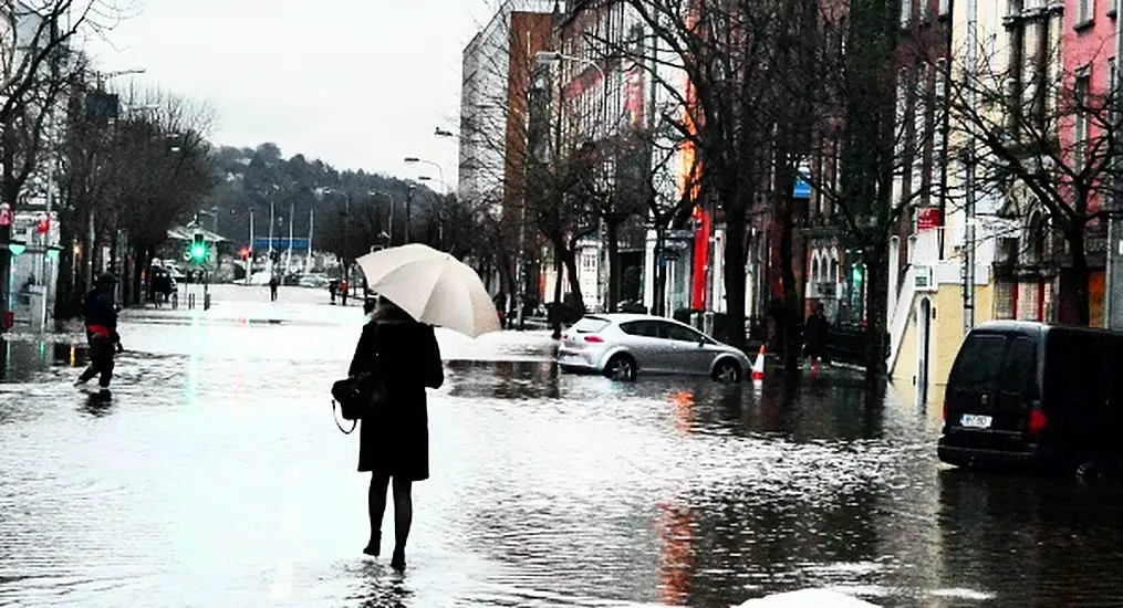 Met Éireann Warns Of Flooding Risk As Rain Warning In Place For 11 Counties