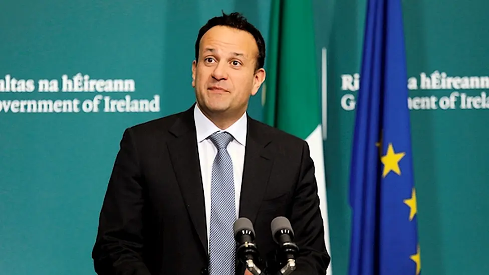 Level 3 Comes Into Force Nationwide As Varadkar Warns Lockdown ‘On Horizon’