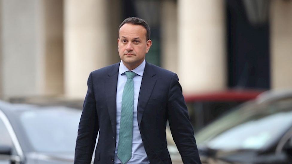 Varadkar: Further 60,000 People On Pandemic Payment Due To Level 3 Restrictions