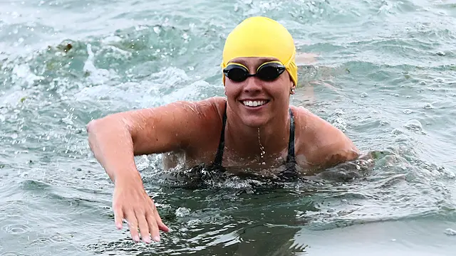 Endurance Swimmer Completes Record-Breaking Channel Crossing