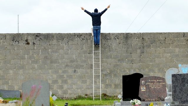 Gaa Fan Uses Ladder To Attend Matches Under Covid-19 Restrictions