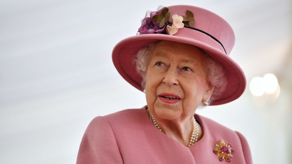 Queen Could Help Boost Trust In Coronavirus Vaccine, Expert Says