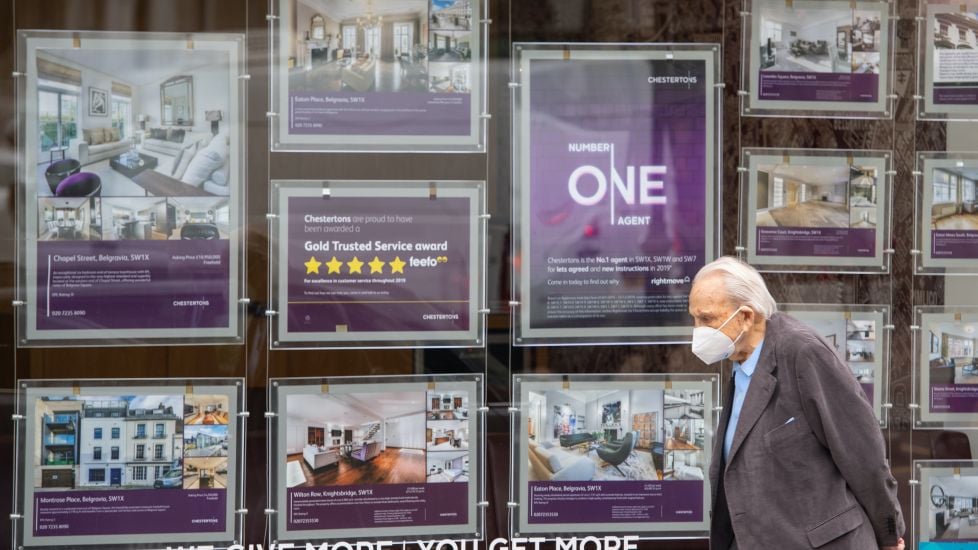 Uk House Prices Shrug Off Covid-19 Worries To Hit All-Time High