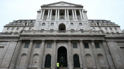 Bank Of England To Hold Rates As Uk Economy Rebounds
