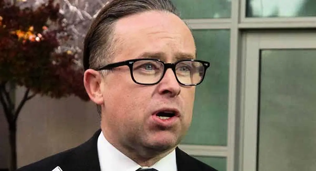 Qantas Cuts Pay Of Irish Ceo Alan Joyce By 83% Due To Covid-19 Crisis