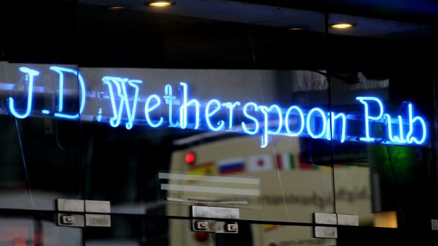 Wetherspoon To Cut Up To 450 Staff At Airport Pubs
