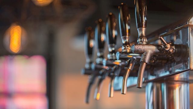 50,000 Job Losses In Pub Sector From Move To Level 3, Warns Vintners