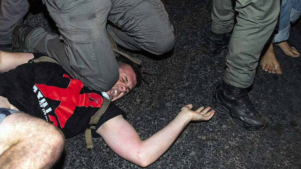 Israelis Block Entrance To Parliament Amid Intense Protests