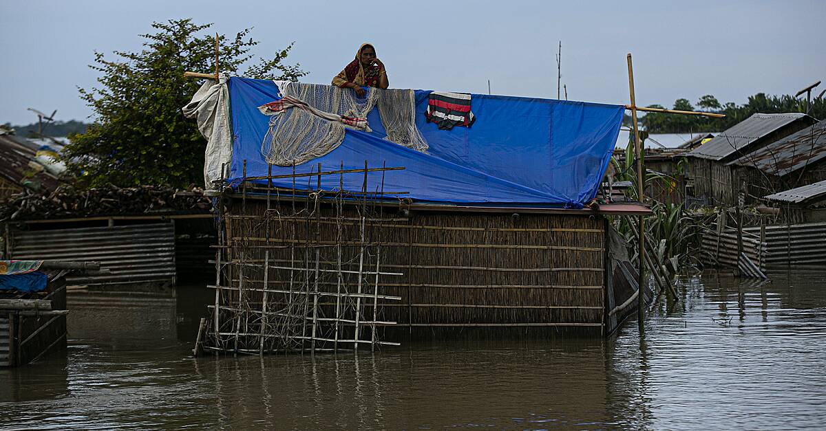 Humanitarian Crisis Warning As South Asia Floods Displace Millions And ...