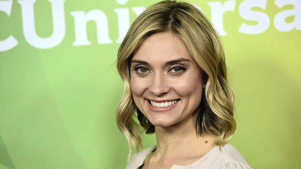 Actress Spencer Grammer Slashed Outside Manhattan Restaurant