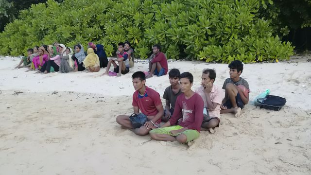 Rohingya Refugees Found Alive On Malaysian Islet After Fears They Had Drowned