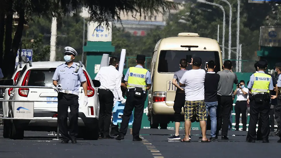 Us Closes Consulate In Chengdu, China