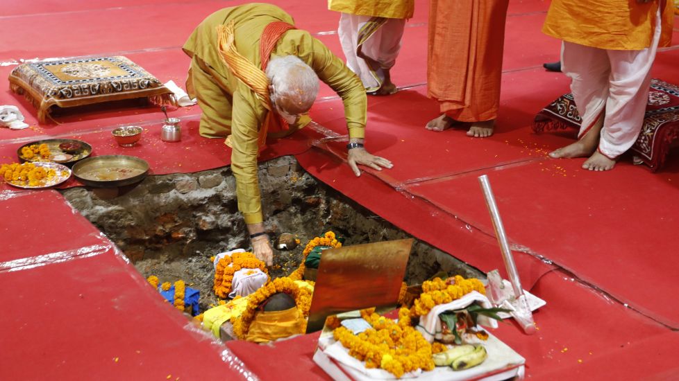 Indian Pm Lays Foundation Stone Of New Temple At Razed Mosque Site
