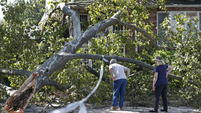 Nine Dead After Tropical Storm Isaias Batters Us East Coast