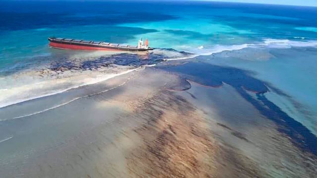 Mauritius Facing Environmental Catastrophe After Oil Spill