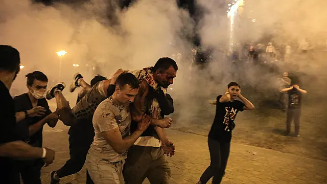 Thousands Continue Protests Over Lukashenko Victory In Belarus Election