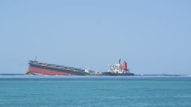 Leaking Oil Ship Splits Apart Near Protected Areas Off Mauritius