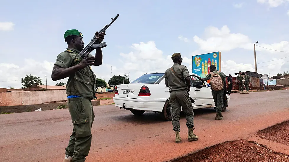 Mali Soldiers Detain Senior Officers In Apparent Mutiny