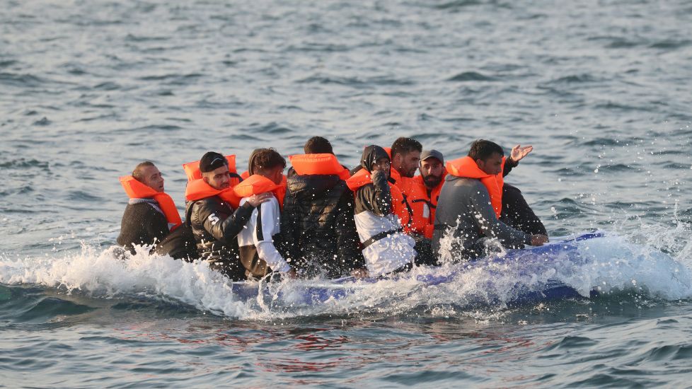 More Than 5,000 Migrants Reach Uk By Small Boat In 2020