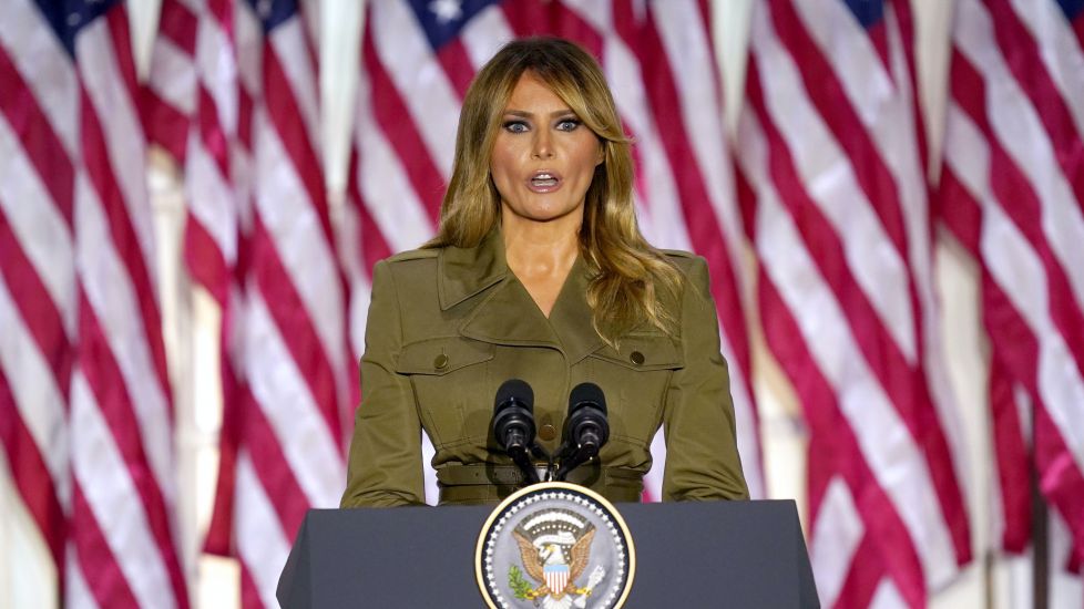 Melania Trump Tells Covid-19 Victims They Are ‘Not Alone’