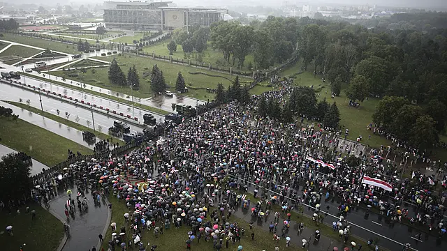Belarus Poll Workers Describe Vote-Rigging In August Election