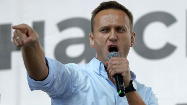 Merkel Won’t Rule Out Halting Pipeline Project Over Navalny Case, Says Spokesman