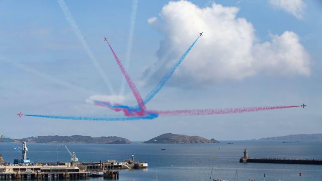 Red Arrows Mark Battle Of Britain Anniversary Over Guernsey