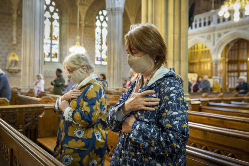 Chief Medical Officer Says Vulnerable People Should Wear Masks To Religious Services