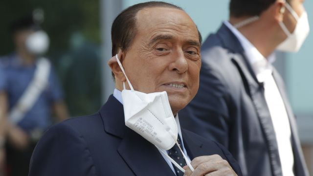 Berlusconi Leaves Hospital After His ‘Most Dangerous Challenge’ With Covid-19