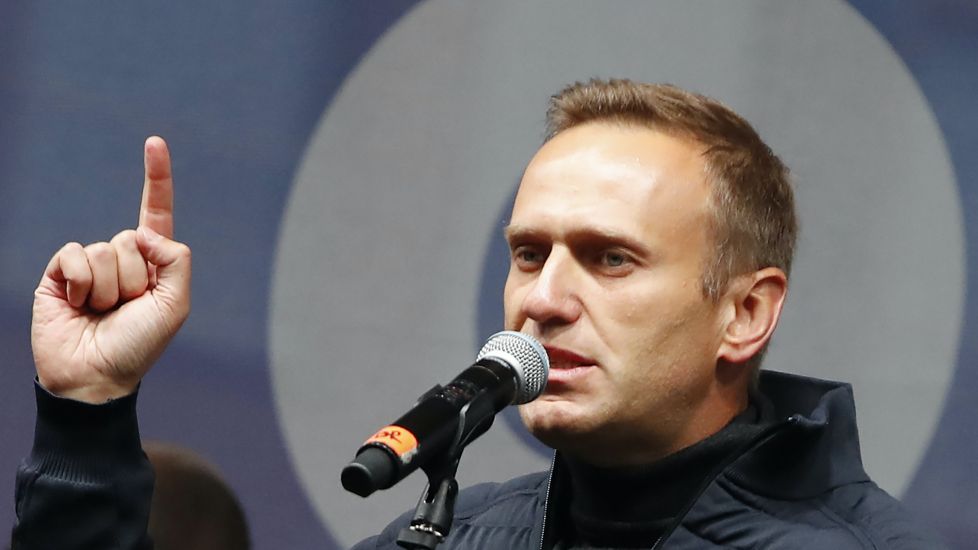 Kremlin Accuses Navalny Team Of Hampering Probe By Taking Suspected Evidence