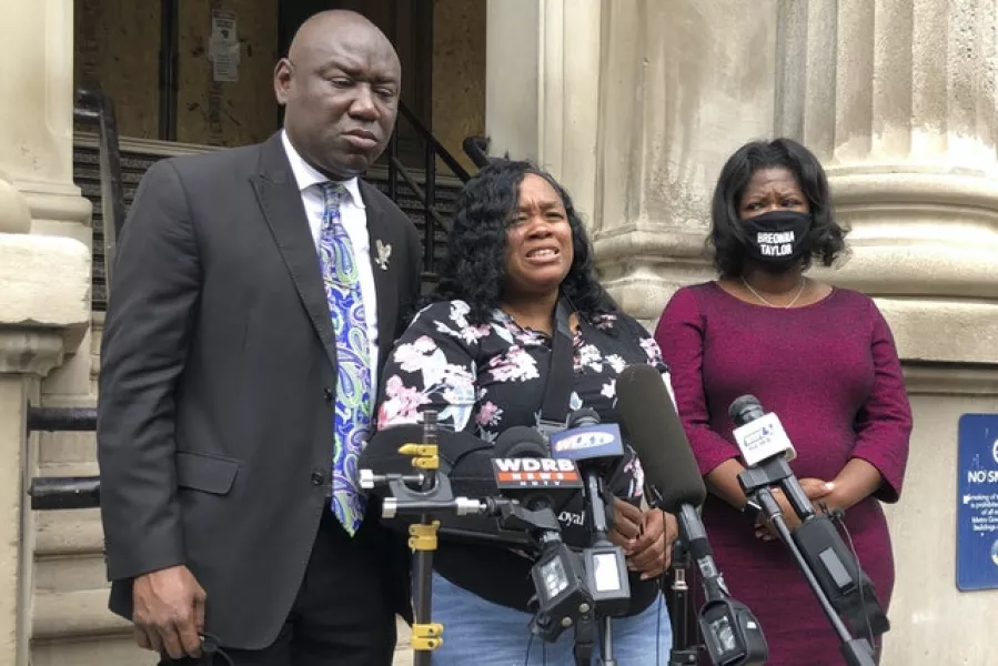 Tamika Palmer, mother of Breonna Taylor, reached a settlement with the city of Louisville (Dylan Lovan/AP)