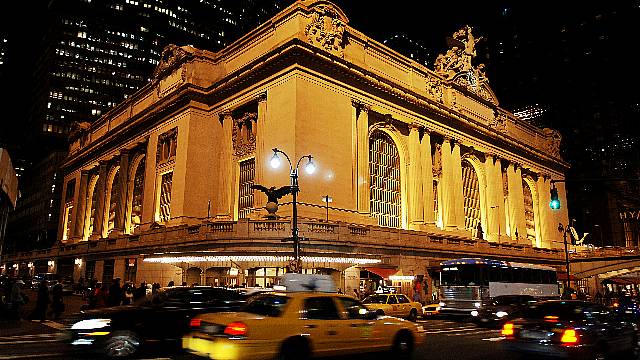 Railway Workers Suspended Over Grand Central Station ‘Man Cave’