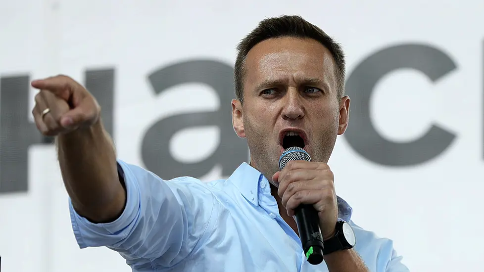 Eu Imposes Sanctions On Russian Officials Over Alexei Navalny Poisoning