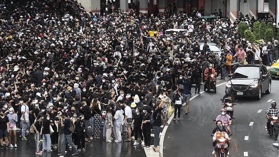 Bangkok Shuts Down Transport Systems As Protests Continue