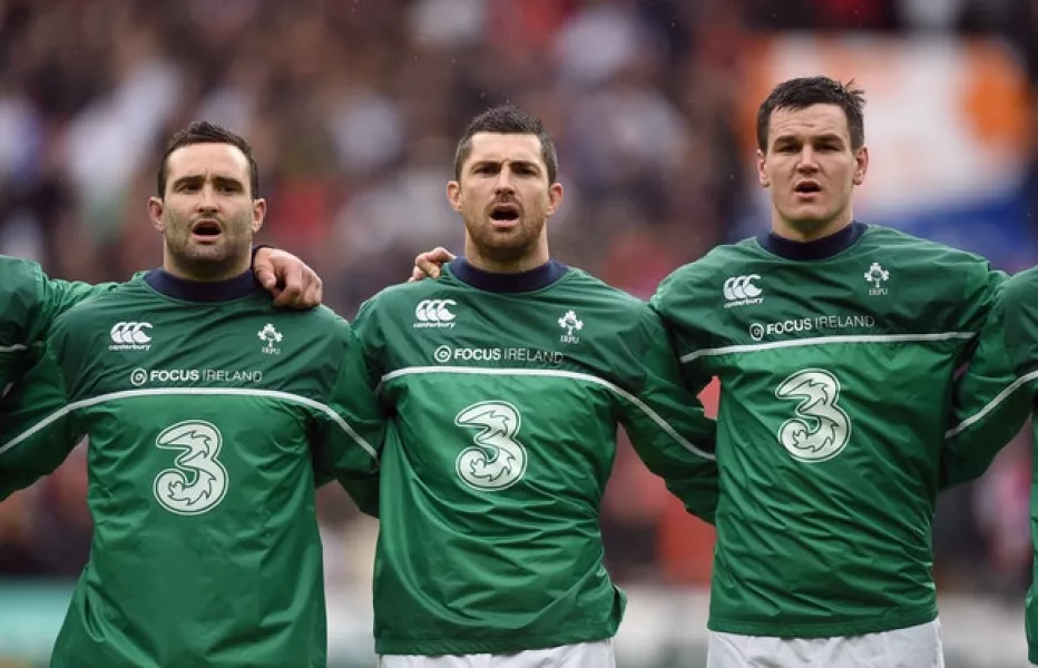 Rob Kearney, centre, and younger brother Dave Kearney, left, with Johnny Sexton during the 2016 Six Nations (Andrew Matthews/PA)