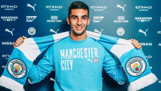 New Signing Ferran Torres Hopes He Can Help Manchester City Win Trophies
