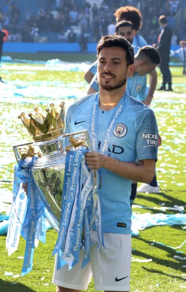 Manchester City to honour David Silva with a statue to celebrate his time  at the club