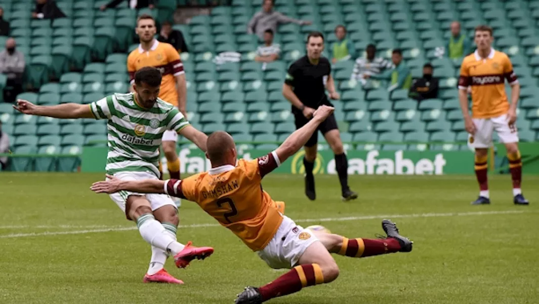 Celtic's Albian Ajeti scores his side's second goal of the game during the Scottish Premiership match at Celtic Park, Glasgow. Image:PA.