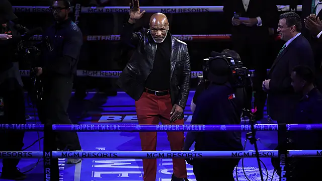 Mike Tyson’s Comeback Fight Against Roy Jones Jr Postponed