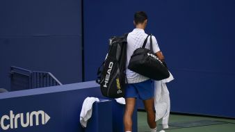Djokovic Apologises While Osaka Cruises Into Us Open Quarter-Finals