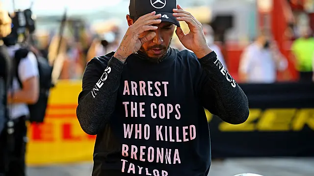 Lewis Hamilton Set For Collision Course With F1 Bosses Over Political T-Shirt