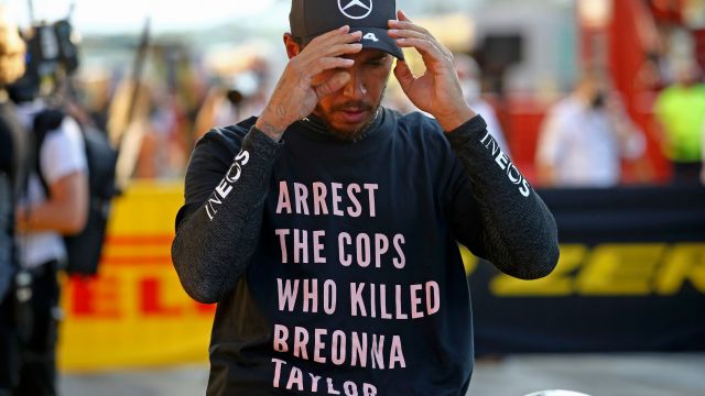 Lewis Hamilton Set For Collision Course With F1 Bosses Over Political T-Shirt