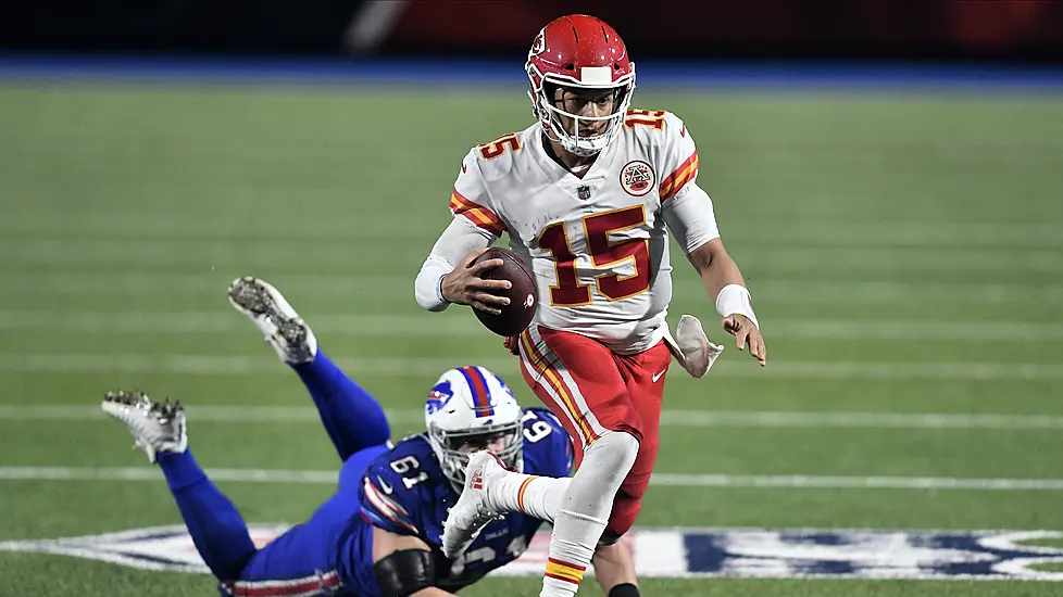 Kansas City Chiefs Stifle Buffalo Bills To Secure Win