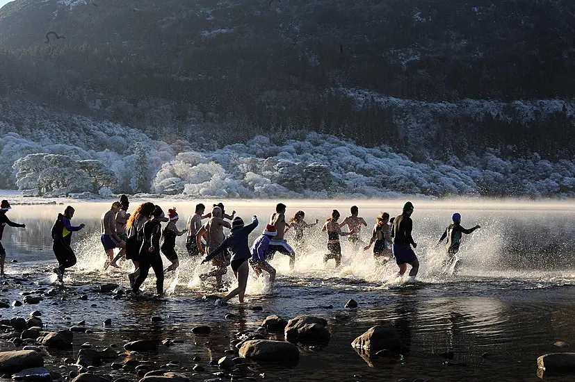 Coast Guard Asks Christmas Swimmers To Use Caution