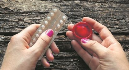 Green Party Senators Call For Free Universal Contraception