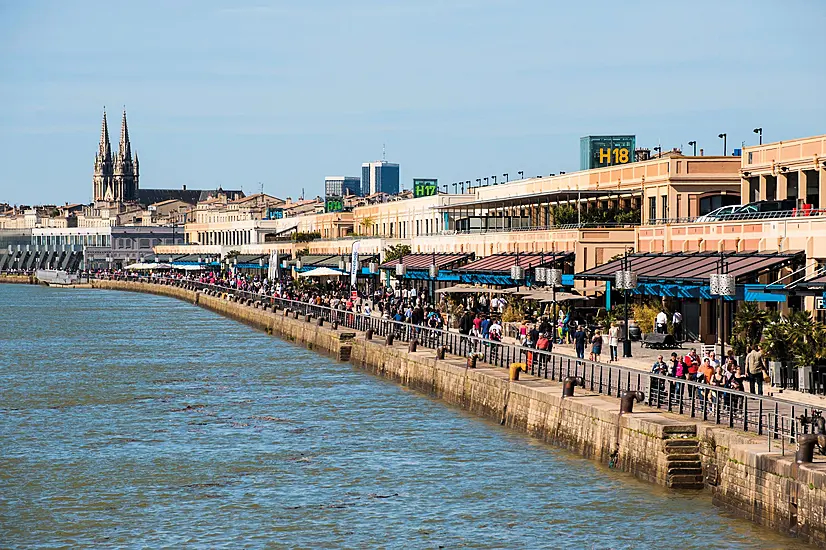 Hse Issues Advice To Irish Fans In Bordeaux Following Botulism Outbreak