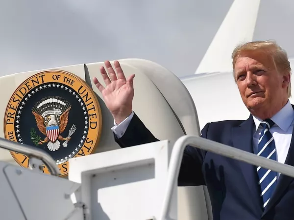 Donald Trump Visit Air Force One Shannon Wave 5 June 2019 xlarge