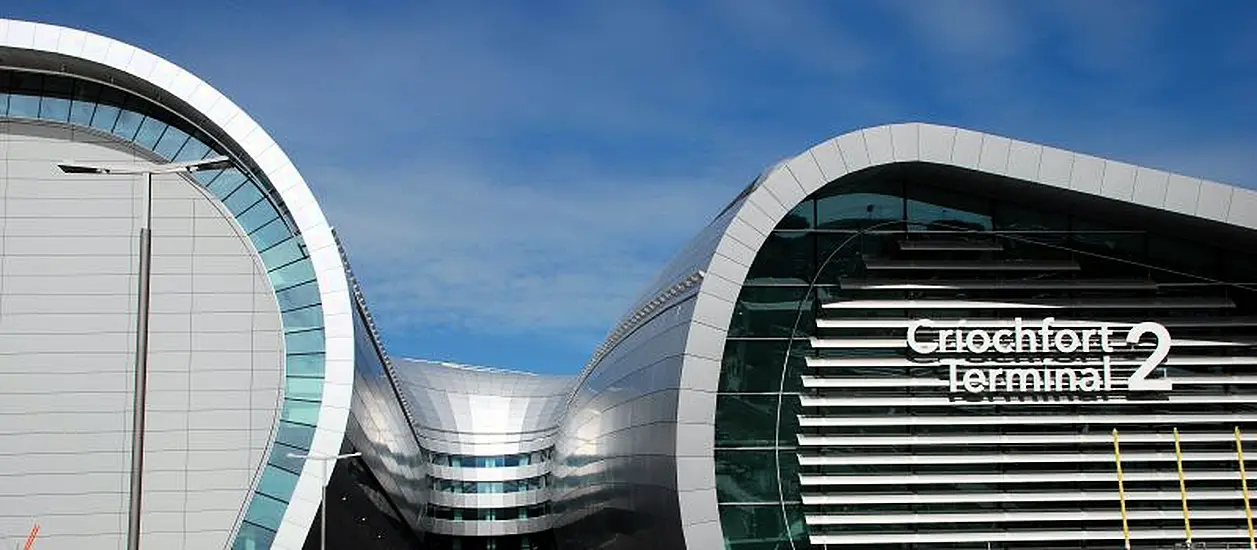 Gardaí Urge Drivers To Avoid Dublin Airport After Incident Involving Lorry