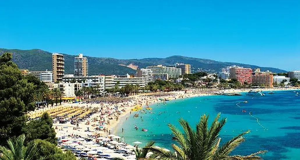 Eight Men Charged With Rape Of British Teenager In Magaluf