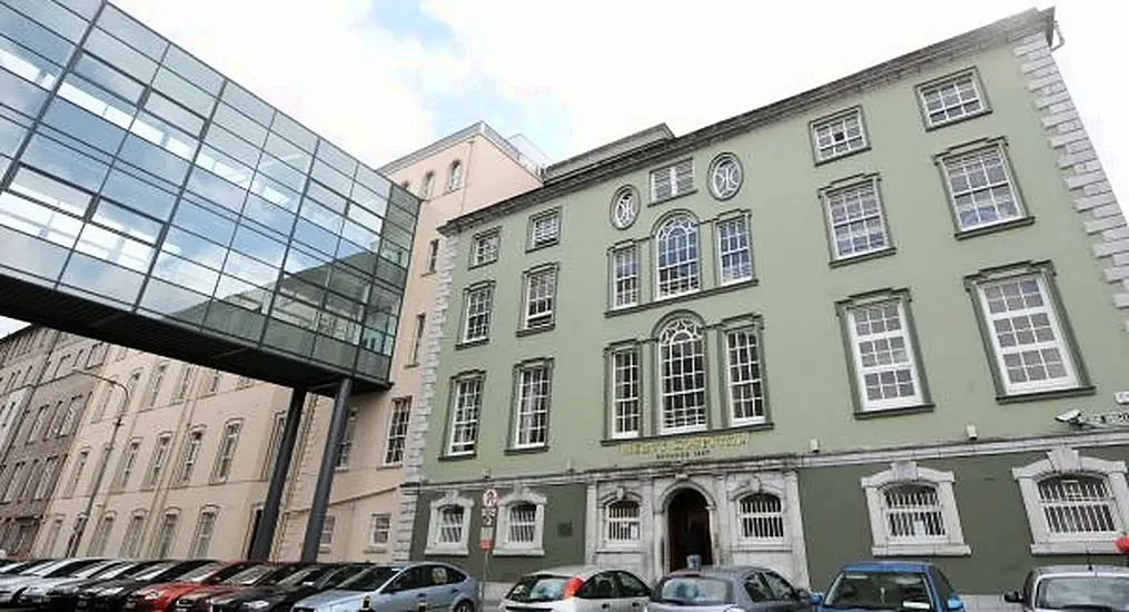 Court Approves €200K Settlement Over Alleged Failure To Properly Deal With Cyst In Child's Skull